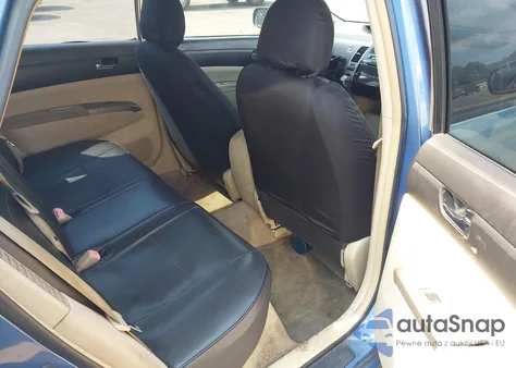 2005 Toyota Prius from USA, damaged, VIN JTDKB22UX57035920